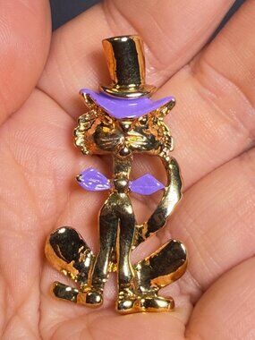 Vintage Cat Brooch Purple Enamel Top Hat Gold Tone Figural Pin 1.75"